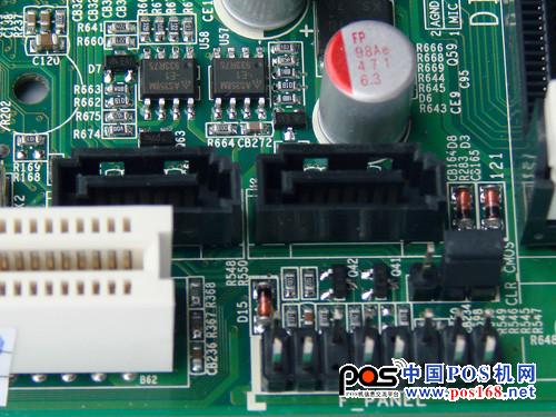 行业首选全固态ATOM D525 Mini-ITX主板 
