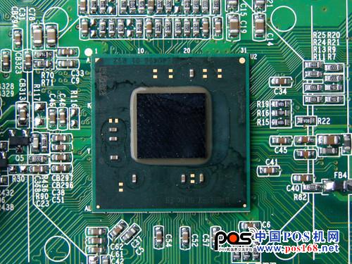 行业首选全固态ATOM D525 Mini-ITX主板 